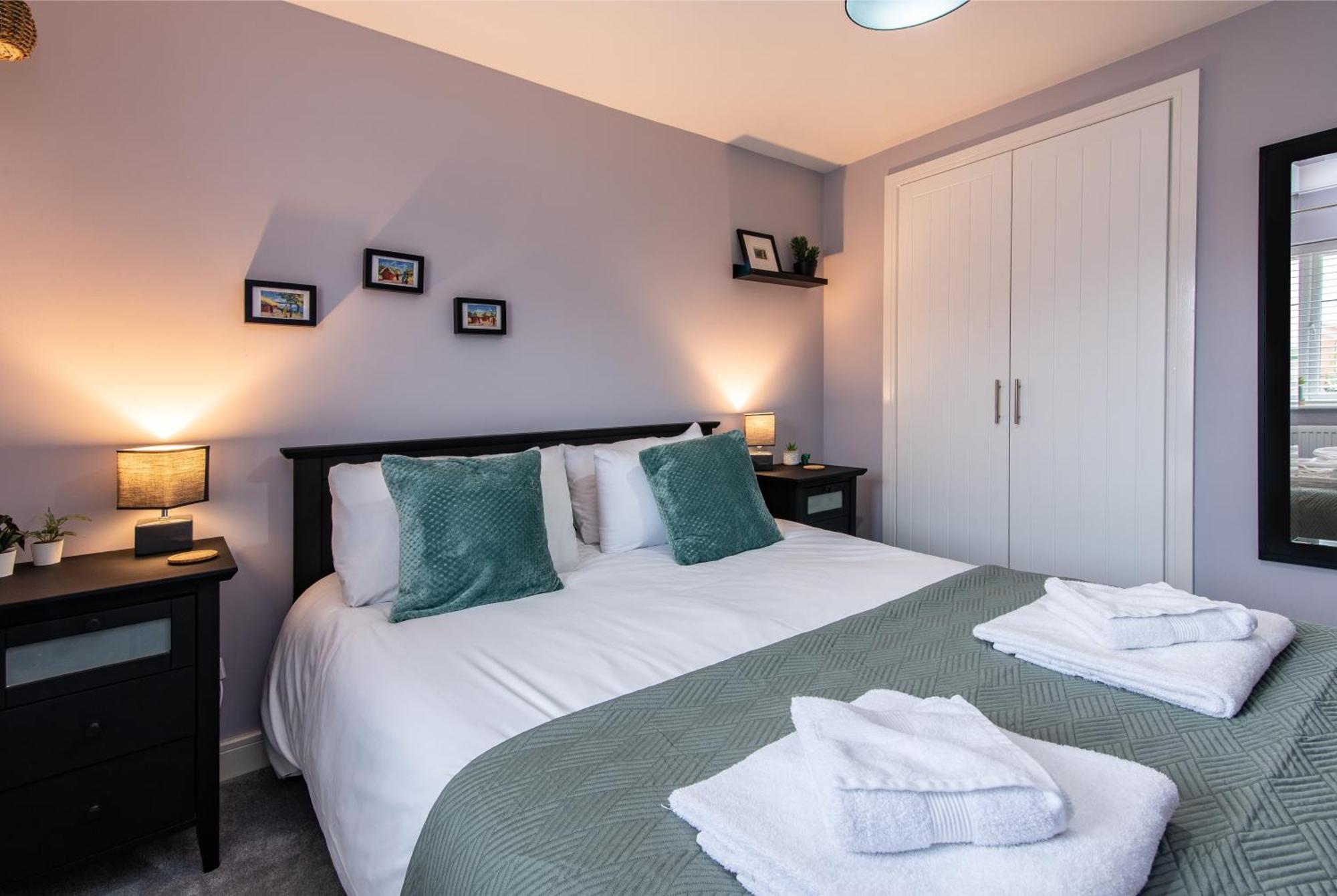 4 Bedroom Detached House Ideal For Families And Corporate Stays In Radcliffe On Trent Dış mekan fotoğraf