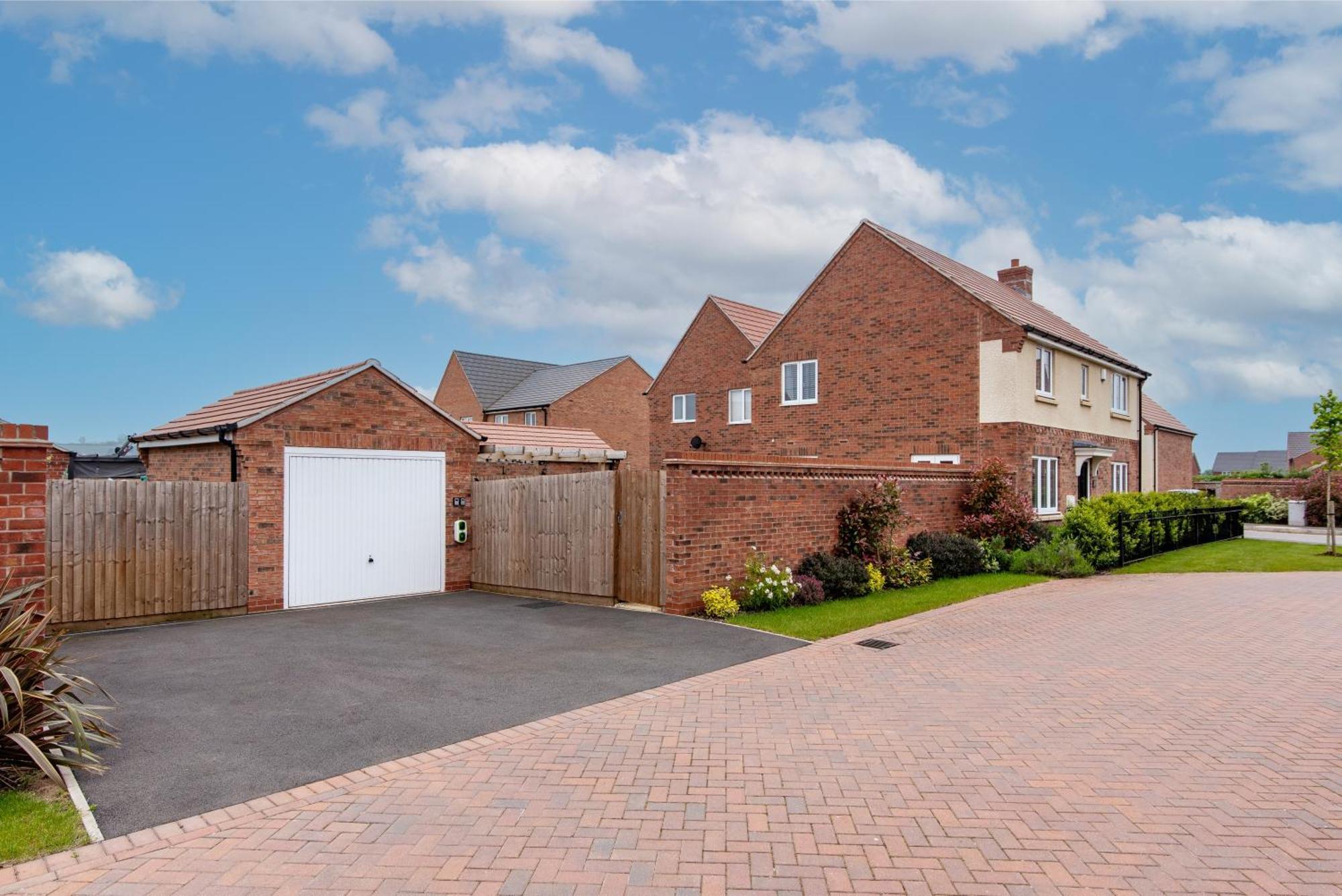 4 Bedroom Detached House Ideal For Families And Corporate Stays In Radcliffe On Trent Dış mekan fotoğraf