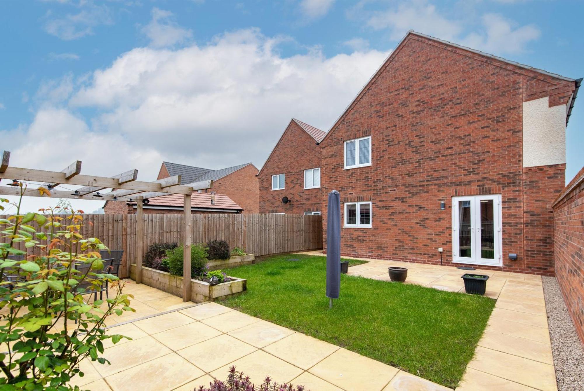 4 Bedroom Detached House Ideal For Families And Corporate Stays In Radcliffe On Trent Dış mekan fotoğraf