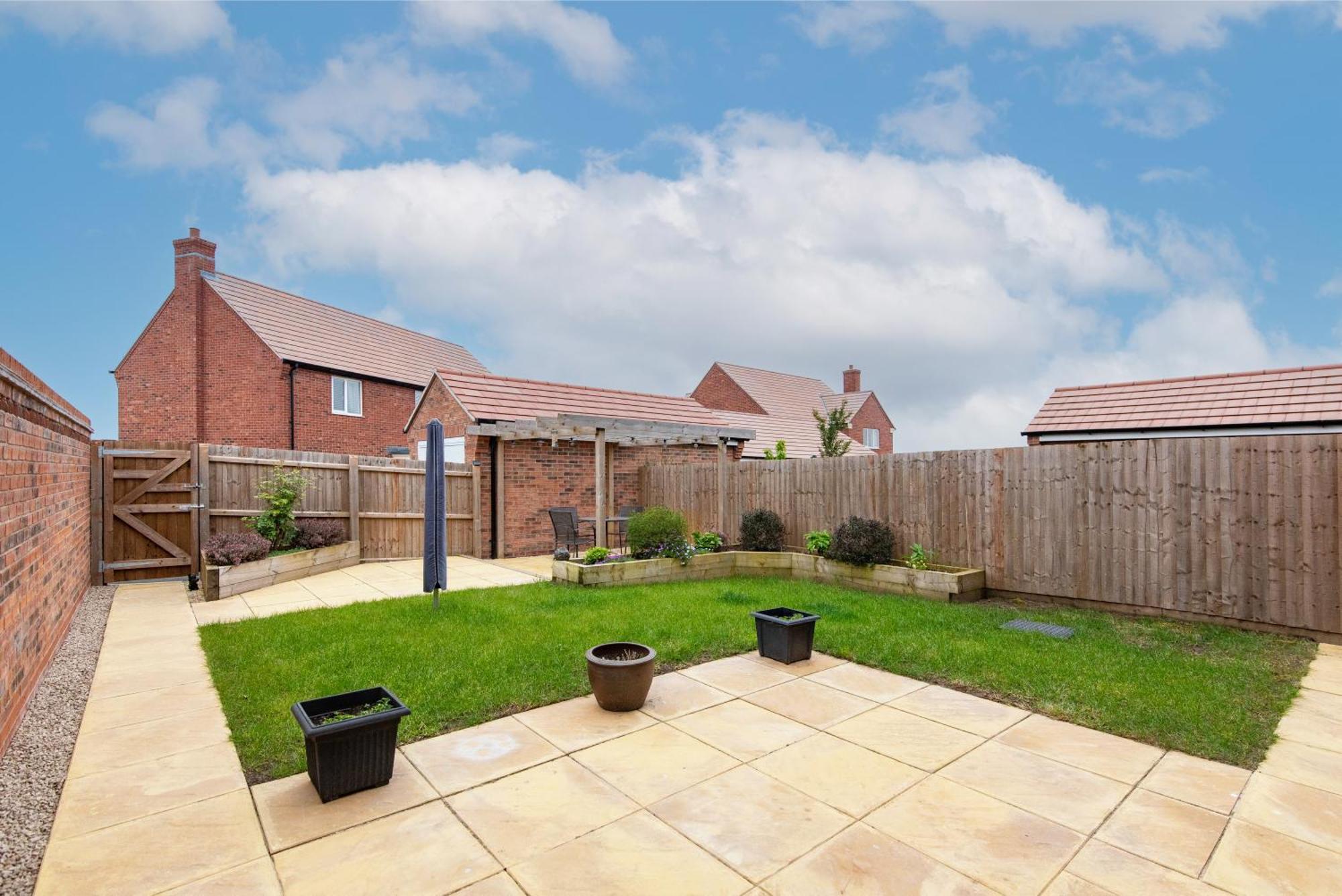 4 Bedroom Detached House Ideal For Families And Corporate Stays In Radcliffe On Trent Dış mekan fotoğraf
