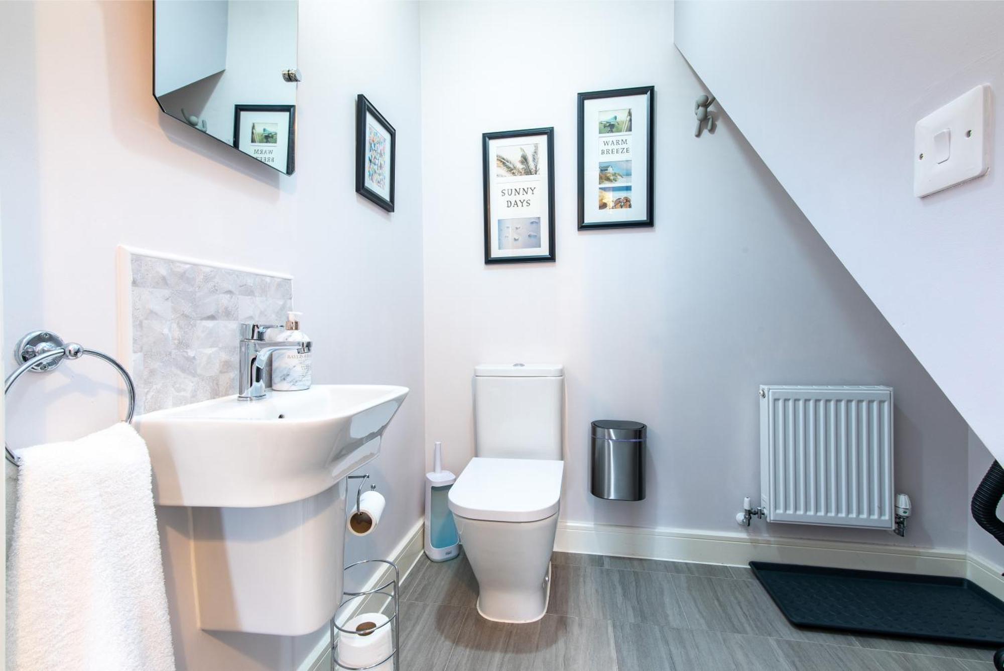 4 Bedroom Detached House Ideal For Families And Corporate Stays In Radcliffe On Trent Dış mekan fotoğraf